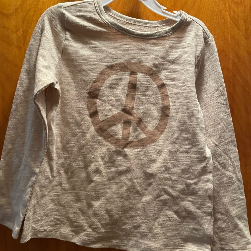 NWT long sleeve peace tee